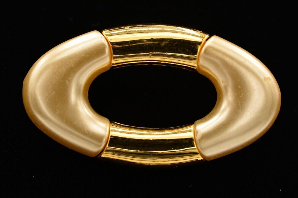 Napier Vintage Pin Brooch Oval Champagne Pearl Gold Tone Signed 1980s Bin8